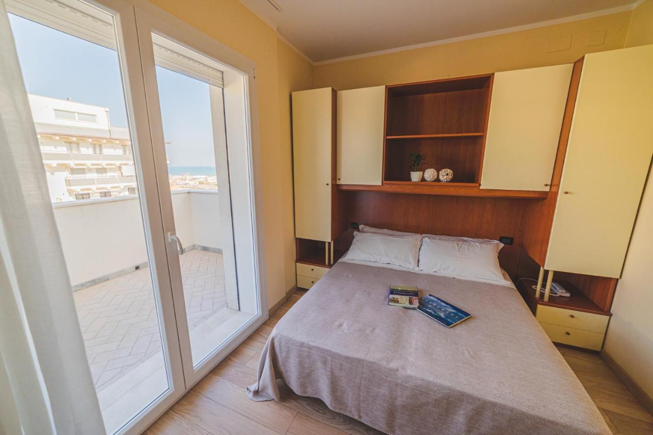Hotel Sole Сотомарина Екстериор снимка