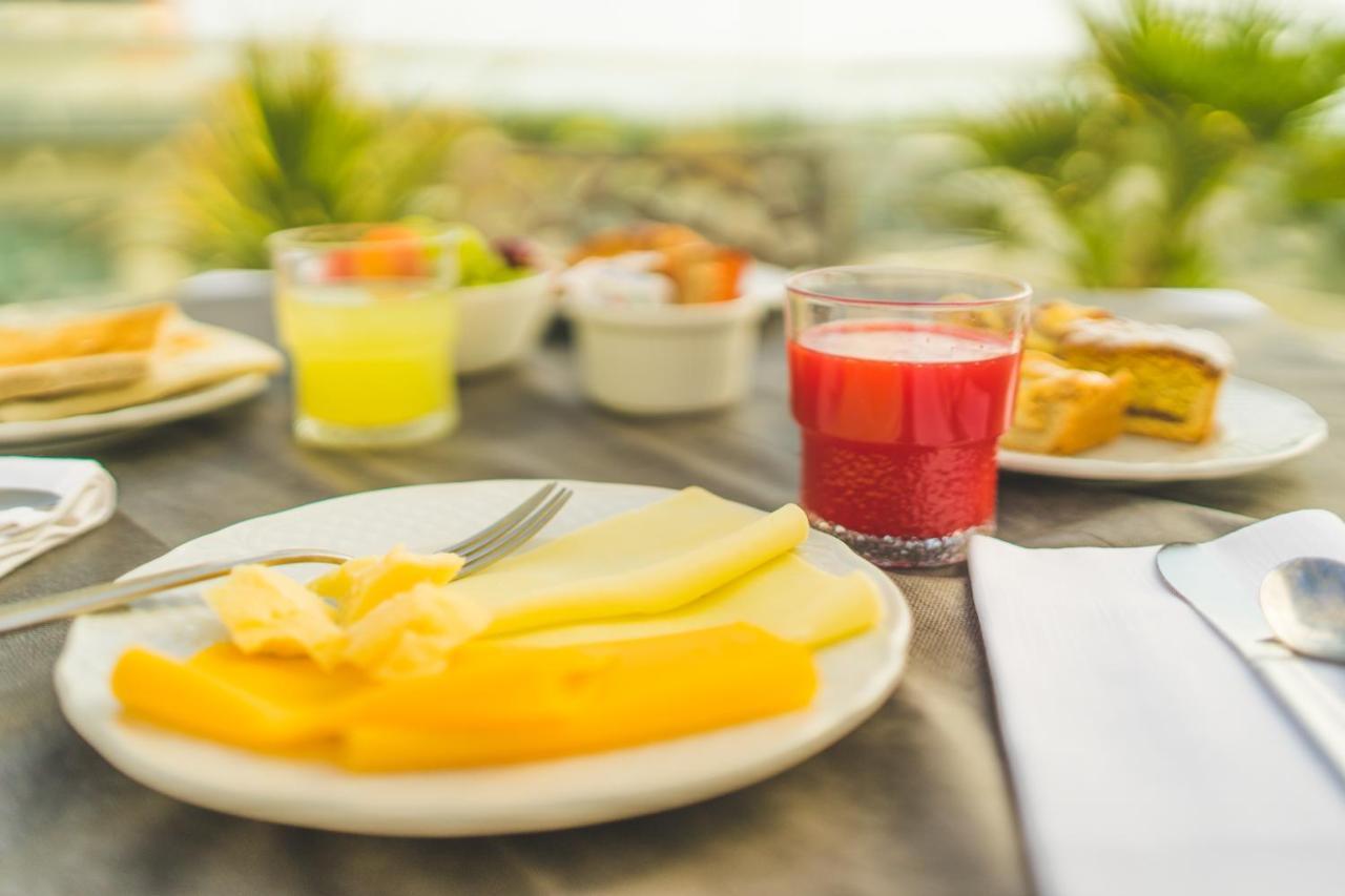 Hotel Sole Сотомарина Екстериор снимка